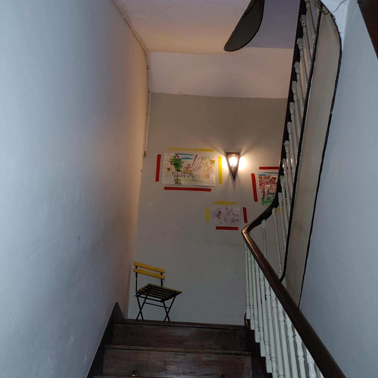 Dans L'Atelier Hostel Unidade Porta Nova 布拉加 外观 照片