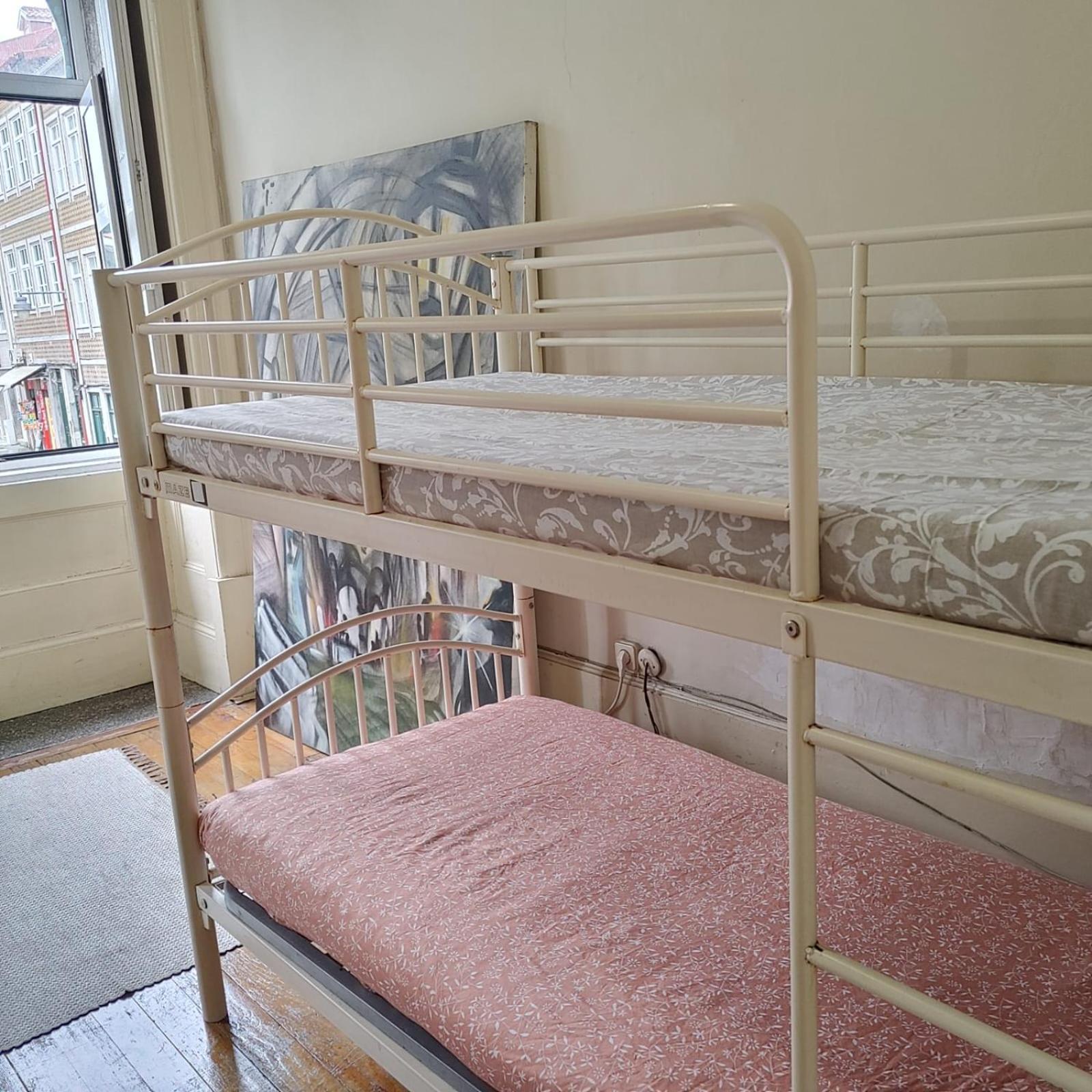 Dans L'Atelier Hostel Unidade Porta Nova 布拉加 外观 照片